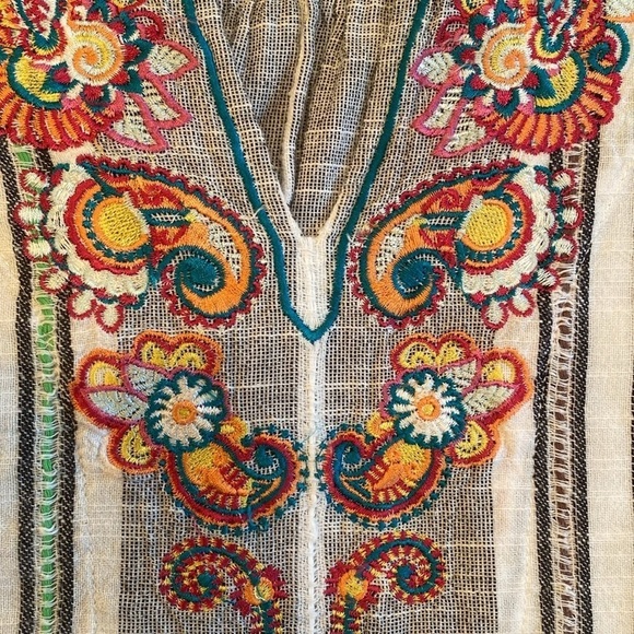 Soft Surroundings Brookhaven Aruba Floral
Embroidered Longline Cotton Tunic M - Picture 1 of 9